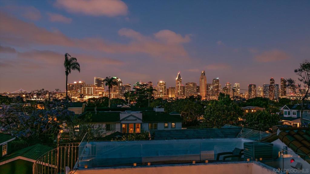 https://media.crmls.org/mediaz/43cc1f3b-ced6-4197-88f4-7b2024090d7b.jpg?preset=X-Large