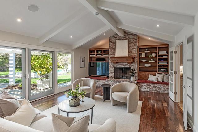 25600 Willow Pond Lane, Los Altos Hills CA: https://media.crmls.org/mediaz/43cd139e-53e4-43a0-8101-87c3288375d4.jpg