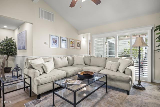 Detail Gallery Image 16 of 38 For 2036 Birchdale Ct, Thousand Oaks,  CA 91362 - 2 Beds | 2 Baths