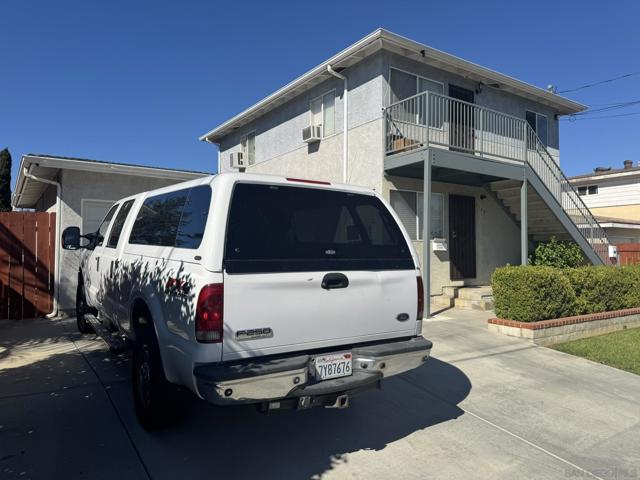 6140 6142 Horton Drive, La Mesa CA: https://media.crmls.org/mediaz/43cf7bfc-1dd4-4a5f-99da-b999bfc54304.jpg