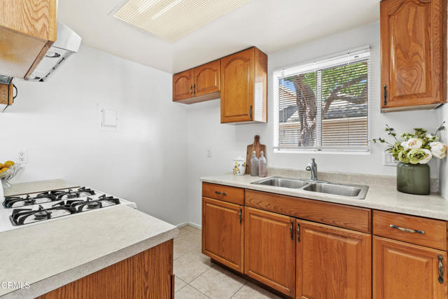 Detail Gallery Image 8 of 19 For 2585 Rudder Ave, Port Hueneme,  CA 93041 - 2 Beds | 1 Baths