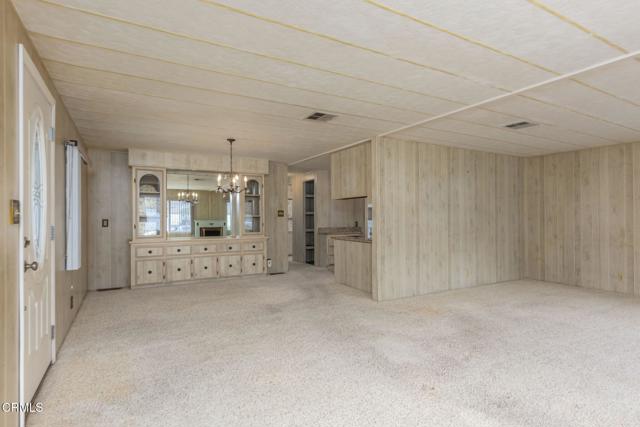 250 E Telegraph Road, Fillmore CA: https://media.crmls.org/mediaz/43d041bd-1e80-4e9e-91bf-82eea35191c2.jpg