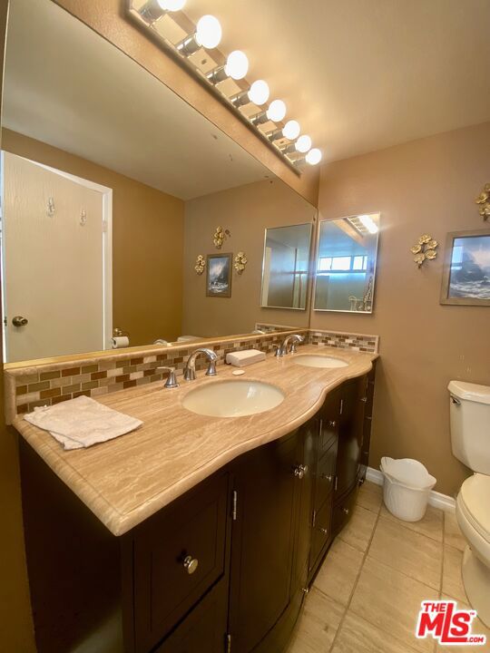 Drew Fenton | 11942 Whitewater Lane Malibu CA | MLS: 7428379 Drew Fenton | 11942 Whitewater Lane Malibu CA | MLS: 7428379