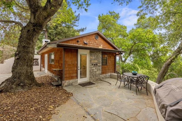 16460 Wood Acres Road, Los Gatos CA: https://media.crmls.org/mediaz/43d0bb15-6080-4ab9-a0f5-b636170c4aa0.jpg