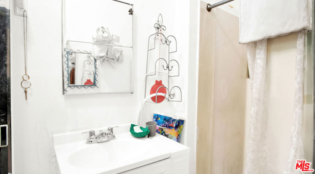 MLS #26853385 image #16