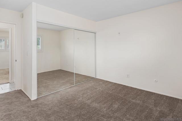 5083 Barry St, Oceanside CA: https://media.crmls.org/mediaz/43d19ebc-5b38-4b10-b7c2-7b324d4f3ef8.jpg