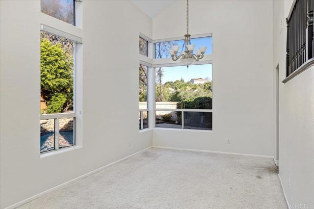 Detail Gallery Image 22 of 33 For 4976 Bella Collina St, Oceanside,  CA 92056 - 5 Beds | 3 Baths