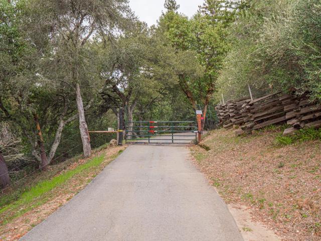 1584 Tindall Ranch Road, Corralitos CA: https://media.crmls.org/mediaz/43d27ea5-970e-40e3-96eb-0884f375696e.jpg