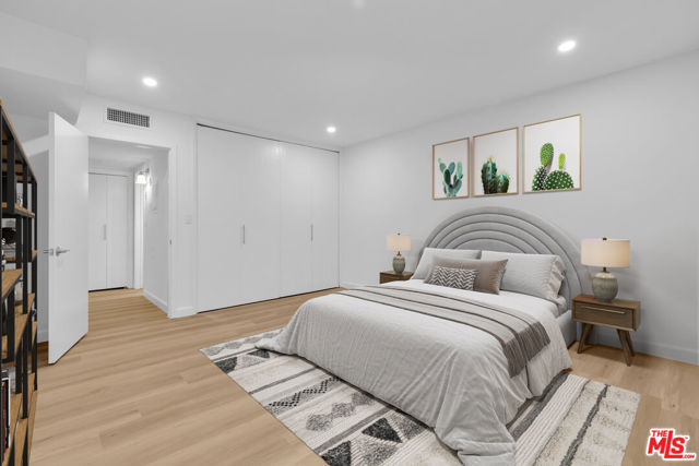 7949 Selma Avenue, West Hollywood CA: https://media.crmls.org/mediaz/43d304a5-aa12-4a33-ad7a-76fd966259d6.jpg