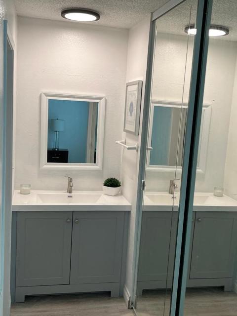 38500 Paseo Padre Pkwy, Fremont CA: https://media.crmls.org/mediaz/43d311b7-f32e-4c11-9ff5-93c0f246d221.jpg
