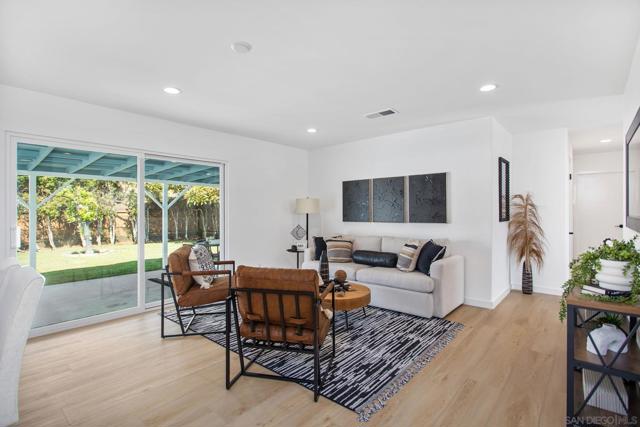 1134 Dearborn Dr, San Diego CA: https://media.crmls.org/mediaz/43d36b2c-63f5-4a4f-b51c-f2c0e234f53a.jpg