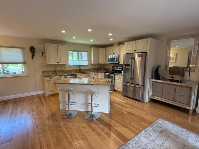 23799 Slns-Mty Highway, Salinas CA: https://media.crmls.org/mediaz/43d3b050-27d2-4e28-bfee-40c035d5f4b3.jpg