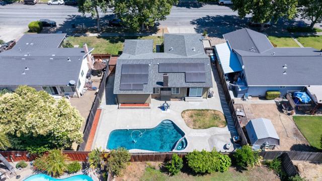 970 W 6th Street, Gilroy CA: https://media.crmls.org/mediaz/43d3fac6-88e3-47ad-b0ee-f0f2a2d44f9e.jpg