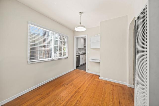 250 Fernando Avenue, Palo Alto CA: https://media.crmls.org/mediaz/43d58f8b-c4ba-43b9-9731-674ebea11388.jpg