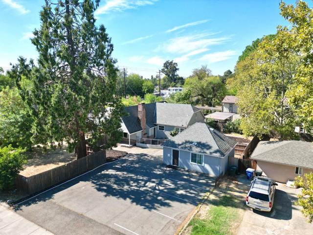 2905 Garfield Avenue, Carmichael CA: https://media.crmls.org/mediaz/43d5d391-f3ac-42f6-b831-dc4f75d66e70.jpg