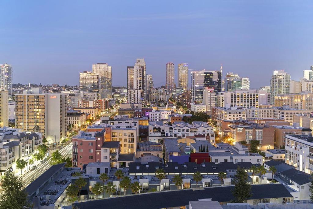 555 Front Street - photo 8