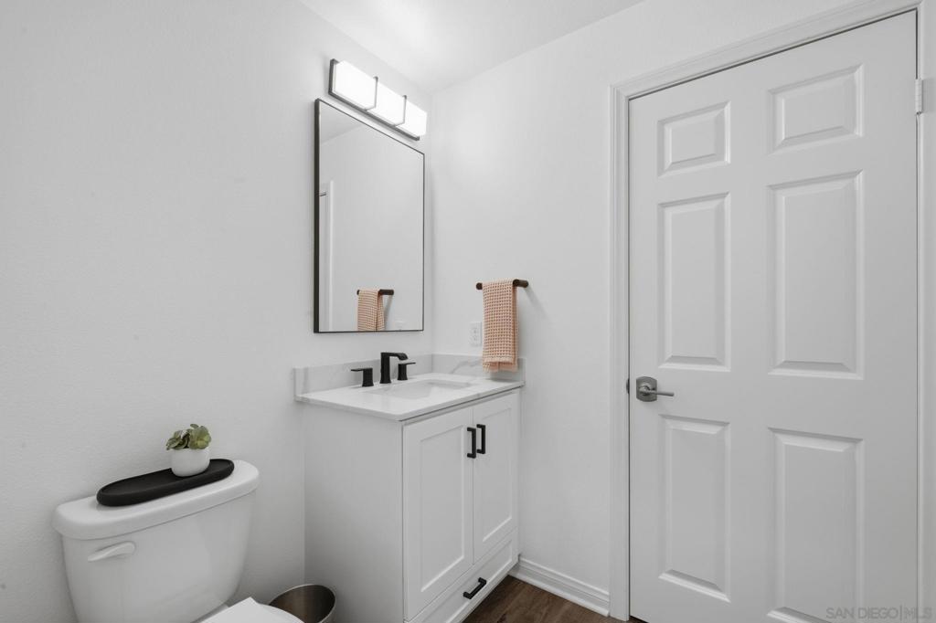 716 Thorntree Ct - photo 20