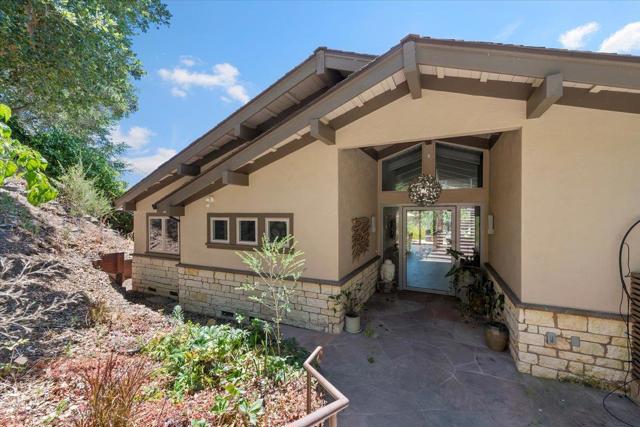135 Lynton Avenue, San Carlos CA: https://media.crmls.org/mediaz/43d7f1b7-a597-4d65-a39f-418ef8630218.jpg