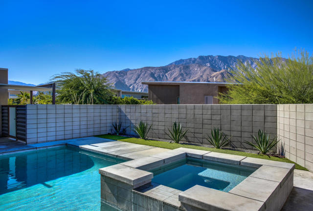 1153 Solace Court, Palm Springs CA: https://media.crmls.org/mediaz/43d93cb6-8fbf-46bf-9ab9-dd4ddc159a84.jpg