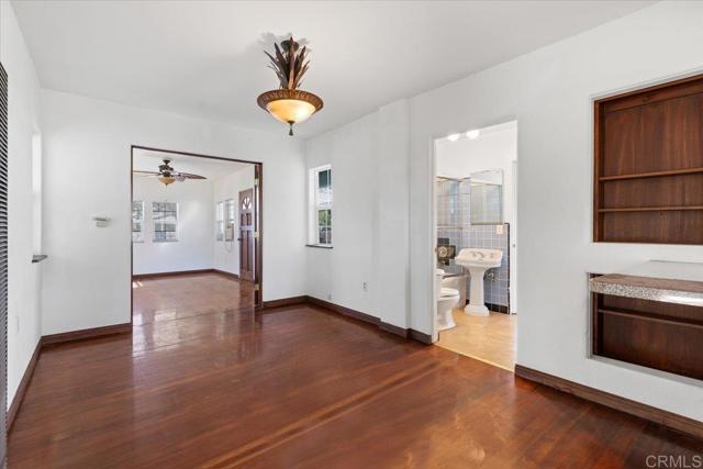 Image 4 of 48 For 10354 Prospect Avenue