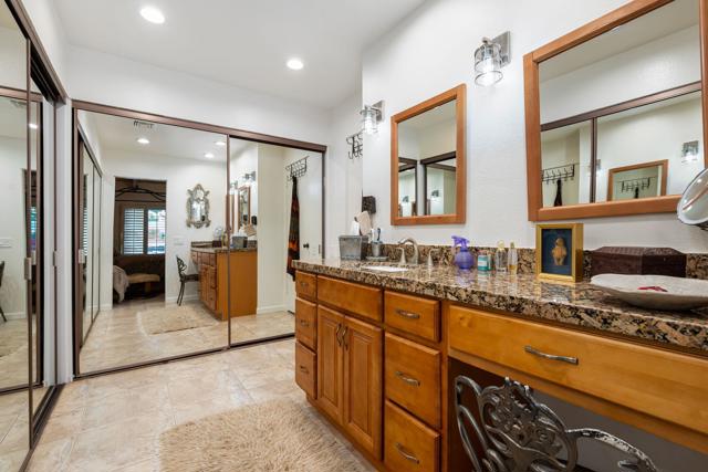 317 Forest Hills Drive, Rancho Mirage CA: https://media.crmls.org/mediaz/43da3c18-dc88-4bcf-9c28-3738fe6d1d4c.jpg