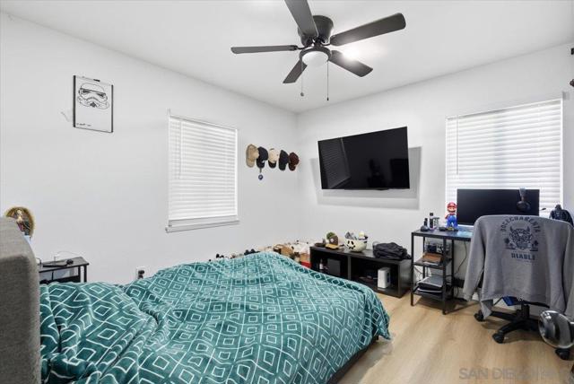 835 Colorado Ave, Chula Vista CA: https://media.crmls.org/mediaz/43db75d3-8440-44f8-b42f-fc9d5eb0508e.jpg