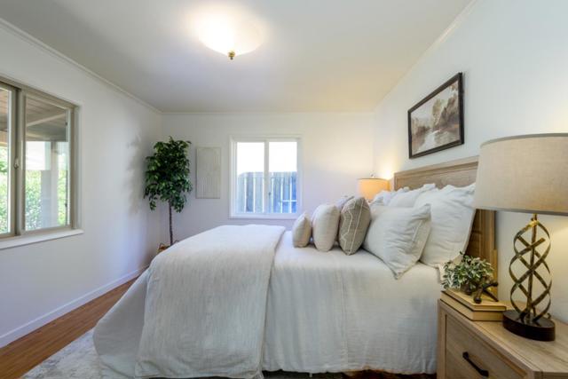 3223 Monterey Street, San Mateo CA: https://media.crmls.org/mediaz/43db88fe-d37a-4b29-9752-aa67ac412297.jpg