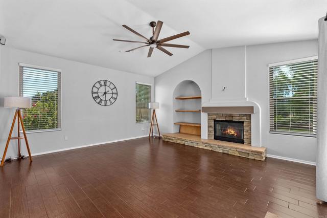 Image 12 of 51 For 23553 Daylight Place