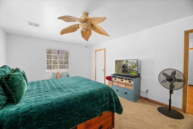 2737 Cedar Lane, Big Bear CA: https://media.crmls.org/mediaz/43dbf9c6-fdc8-4674-bd96-707a18e22236.jpg