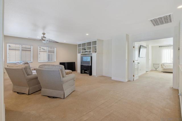 Image 36 of 69 For 2415 Oak Grove Ct