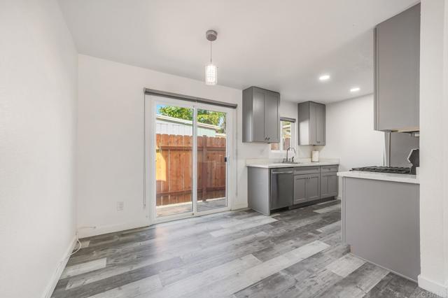 1477 79 14th St, Imperial Beach CA: https://media.crmls.org/mediaz/43dca337-1208-441d-980c-580652926d59.jpg