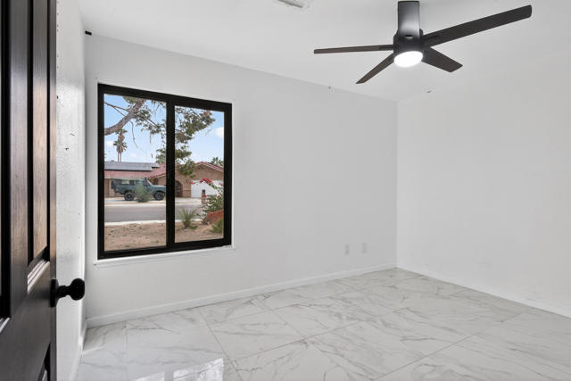 Image 25 of 32 For 2251 San Gorgonio Road