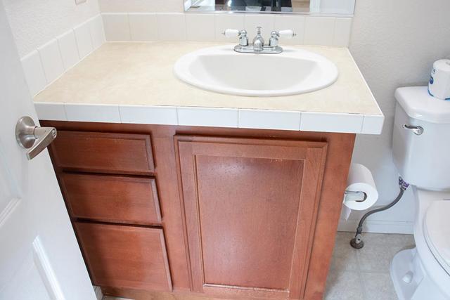 55 San Juan Grade Road, Salinas CA: https://media.crmls.org/mediaz/43de2a6d-905c-4f92-8ccc-37d64846f23c.jpg