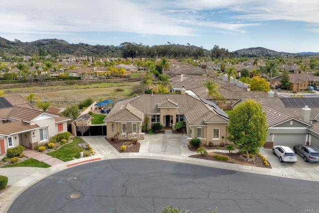 2682 Dundee Glen, Escondido CA: https://media.crmls.org/mediaz/43de3252-1e35-4c52-9cc2-21709303636b.jpg
