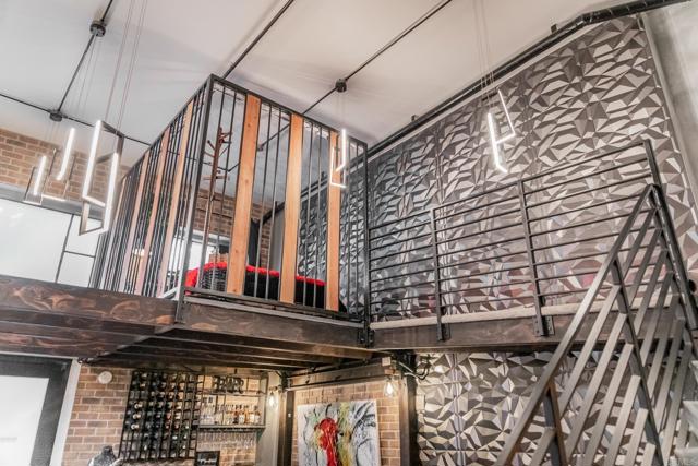 350 11th Avenue, San Diego CA: https://media.crmls.org/mediaz/43dee02f-4864-461f-b94f-e5392a9d242b.jpg