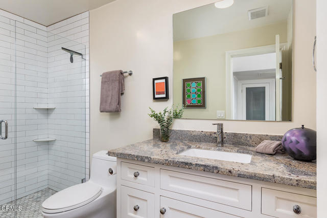 190 Arroyo Terrace, Pasadena CA: https://media.crmls.org/mediaz/43e024c0-9ebe-4bf5-8136-5af09f2bce06.jpg