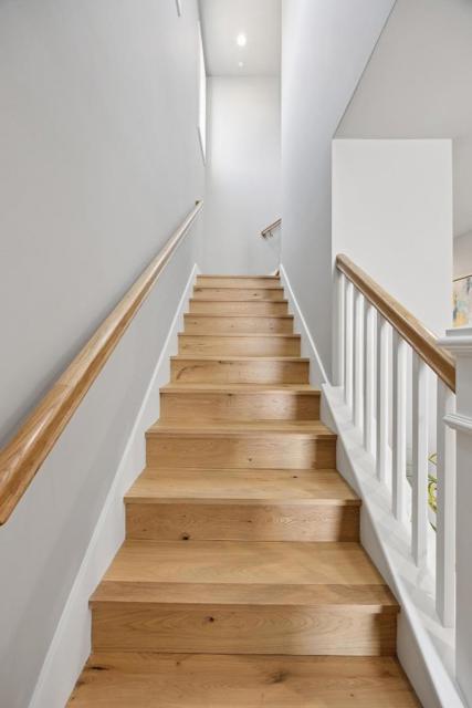 1504 Love Court, San Jose CA: https://media.crmls.org/mediaz/43e0ac2c-febc-4f8a-a73b-3ed04de9d474.jpg