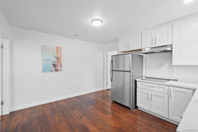 9155 57 Gold Coast Dr, San Diego CA: https://media.crmls.org/mediaz/43e0d2c5-4e72-4008-a994-ffaab9c3d831.jpg