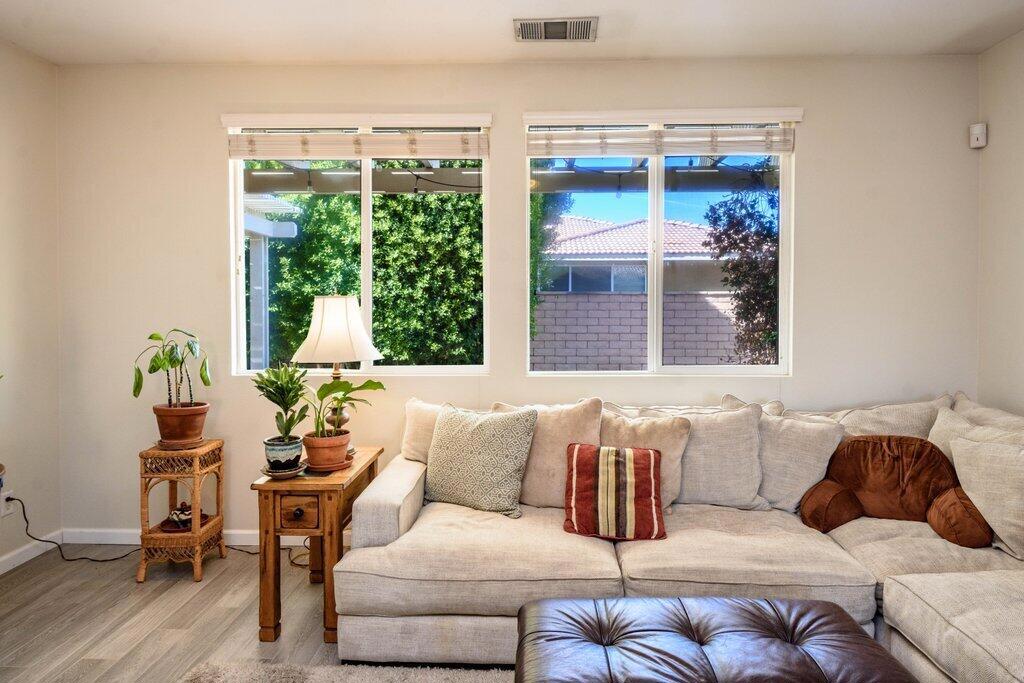 MLS #219138313DA image #11