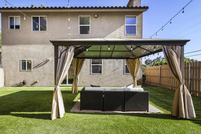 Detail Gallery Image 8 of 43 For 3436 Laurashawn Ln, Escondido,  CA 92026 - 3 Beds | 2/1 Baths