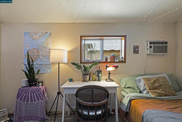 2266 E Main Street, Quincy CA: https://media.crmls.org/mediaz/43e340fa-a8de-4d8c-8dc8-1f0334d90611.jpg