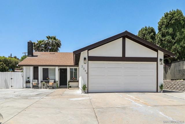 2044 Siegle Dr, Lemon Grove CA: https://media.crmls.org/mediaz/43e3bc9e-d053-4603-9dae-3b80de9621b6.jpg