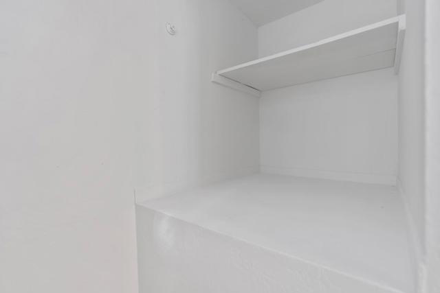 323 E Latimer Avenue, Campbell CA: https://media.crmls.org/mediaz/43e4bf85-63d4-4f2d-8ba6-0c7c1e3f2bc0.jpg