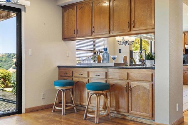 6444 Boone Dr, Castro Valley CA: https://media.crmls.org/mediaz/43e5ae3a-0657-41ac-a73c-c219fa579ad3.jpg
