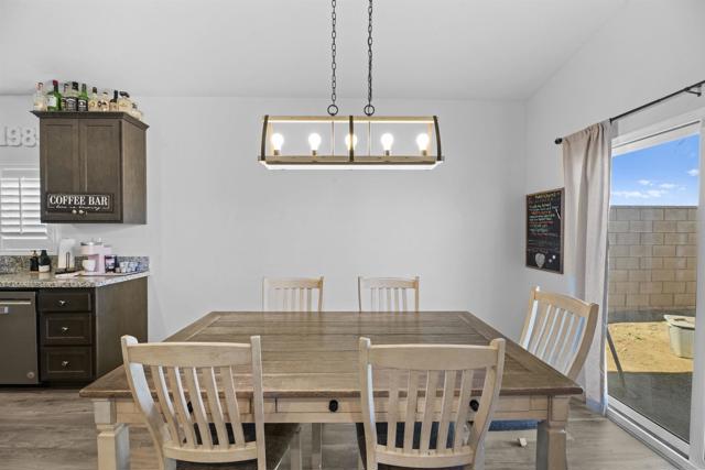 Detail Gallery Image 8 of 28 For 34289 Solstice St, Winchester,  CA 92596 - 4 Beds | 3 Baths