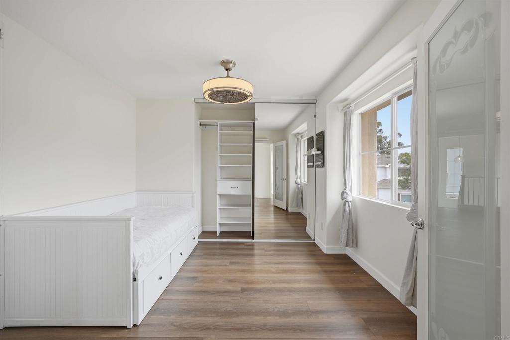 9741 Stonecrest Boulevard - photo 10