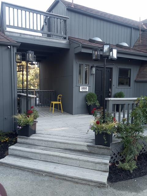 3895 Page Mill Road, Palo Alto CA: https://media.crmls.org/mediaz/43e77720-e6b4-4d3f-b2b9-df9675fec614.jpg