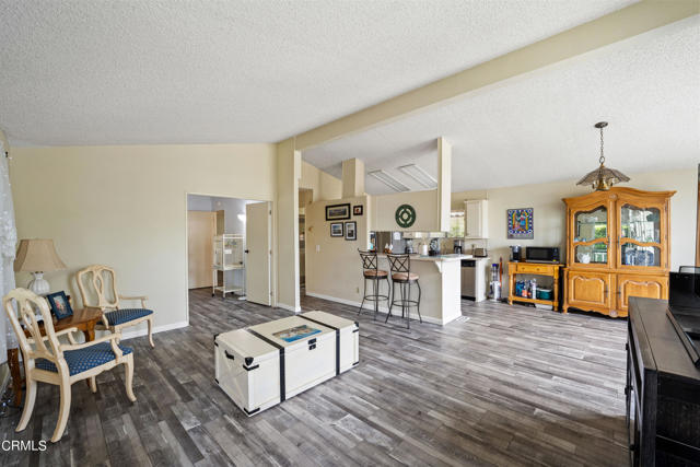 Detail Gallery Image 3 of 27 For 1215 Anchors Way Dr #68,  Ventura,  CA 93001 - 2 Beds | 2 Baths