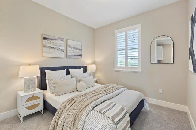 639 Cinnamon Circle, Mountain View CA: https://media.crmls.org/mediaz/43e92061-68f9-44d4-b535-0b09cd2abc74.jpg