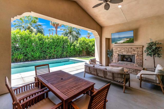 81805 Four Seasons Place, La Quinta CA: https://media.crmls.org/mediaz/43e92f4e-be95-4f44-82c5-c9e4bc6fa42f.jpg